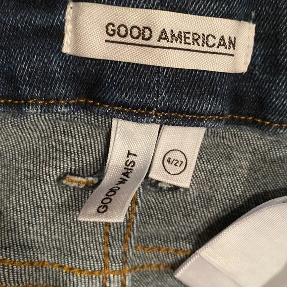 Good American Good Waist Jeans Frayed Hem Dark Wash New and never worn/ no tags - Picture 3 of 5